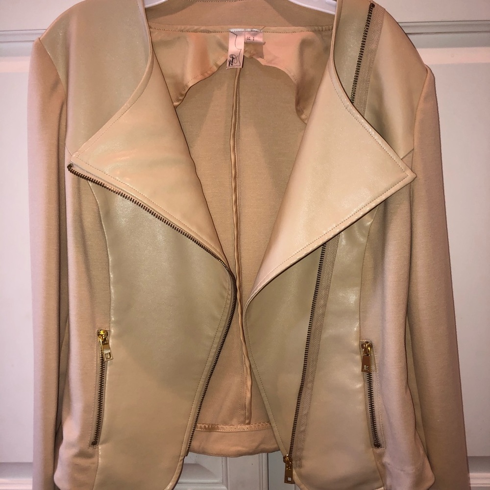 Gorgeous Beige Forever 21 Jacket/Blazer